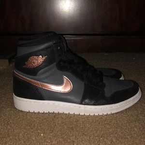 Jordan 1 Black and Gold